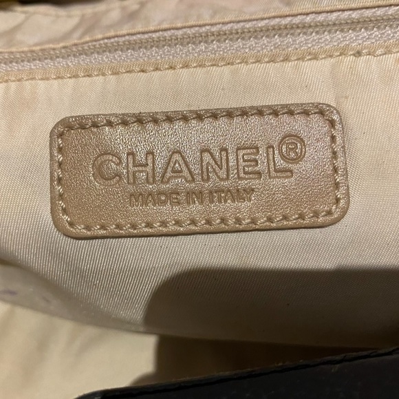 AUTHENTIC Chanel Travel Ligne Bowler Bag - Picture 14 of 15